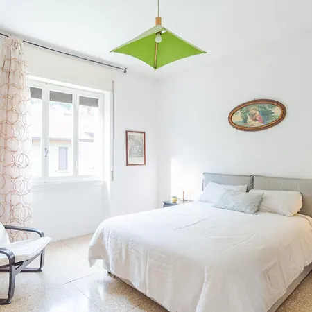 Bright & Cosy With Balcony Daire Barni