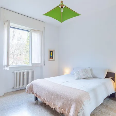 Apartament Guesthost - Cosy And Brigh Barni
