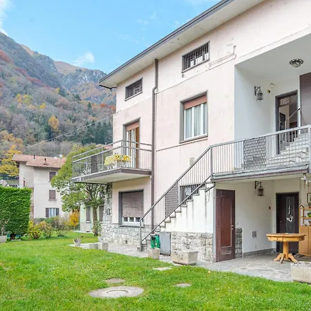 Guesthost - Cosy And Brigh Barni