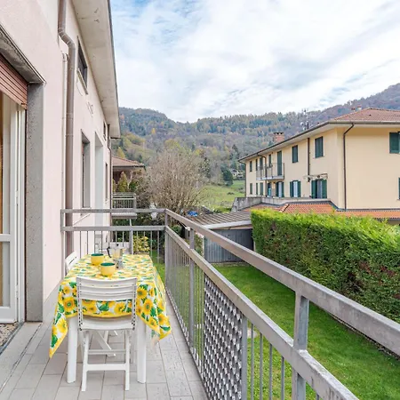 Apartament Guesthost - Cosy And Brigh