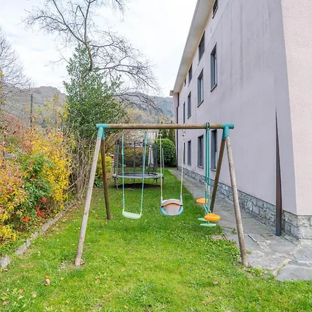 Guesthost - Cosy And Brigh Barni