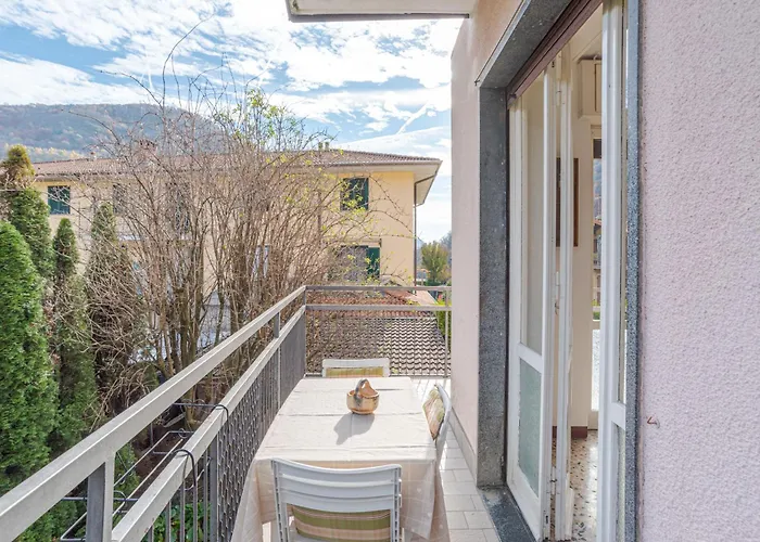 Апартаменты Guesthost - Cosy And Brigh Barni