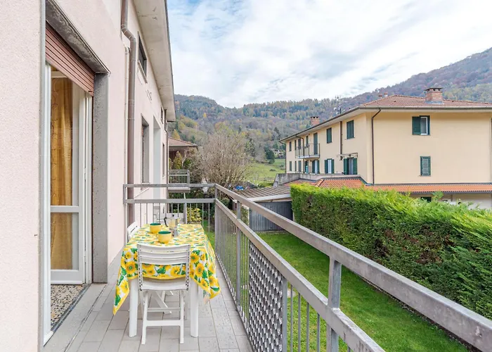 Апартаменты Guesthost - Cosy And Brigh